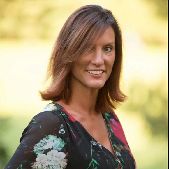 Meet your Posher, Kelly - Picture 1 of 1